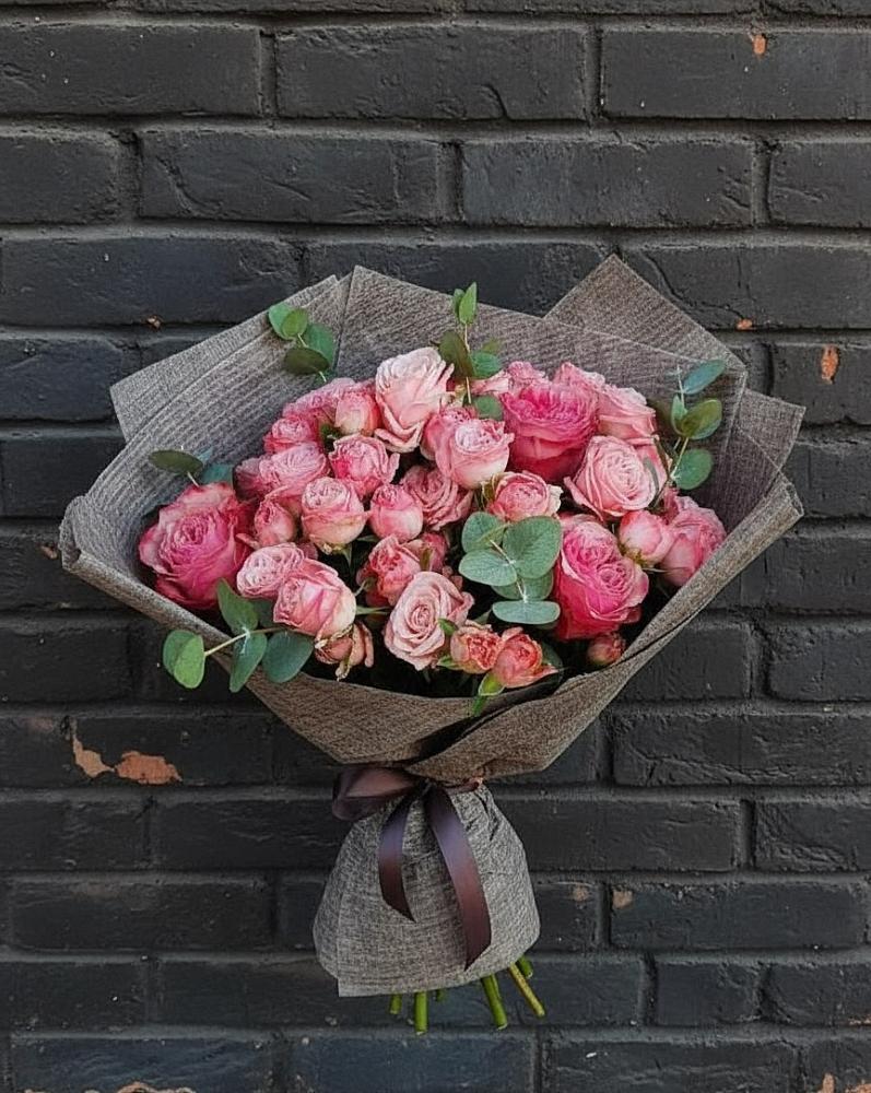 Букет цветов из: Розы в Советском Республика Дагестан