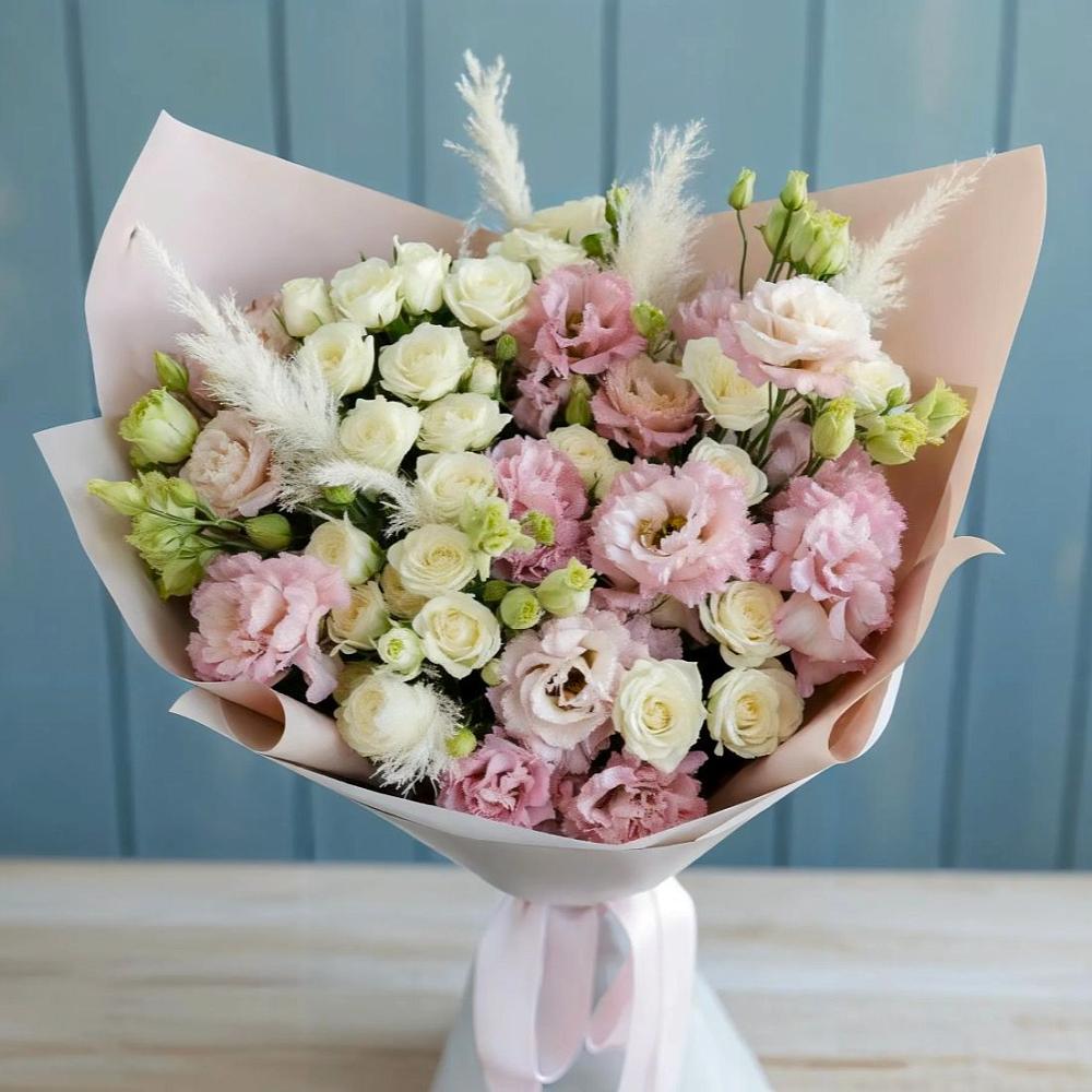 Букет цветов из: Альстромерии и Розы в Советском Республика Дагестан