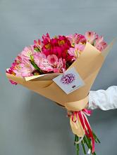 Букет цветов из:  Альстромерии #REPLACE_PRED# Советском Республика Дагестан