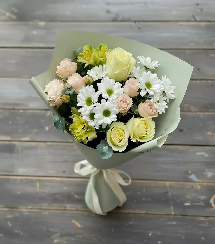 Букет цветов из: Альстромерии, Розы и Хризантемы в Советском Республика Дагестан