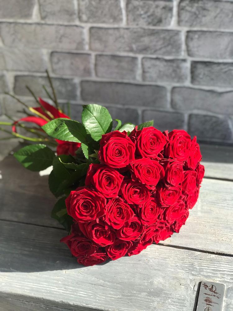 Букет Красные розы Фридом в Советском Республика Дагестан