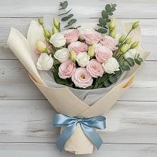 Букет цветов из:  Лизиантусы #REPLACE_PRED# Советском Республика Дагестан