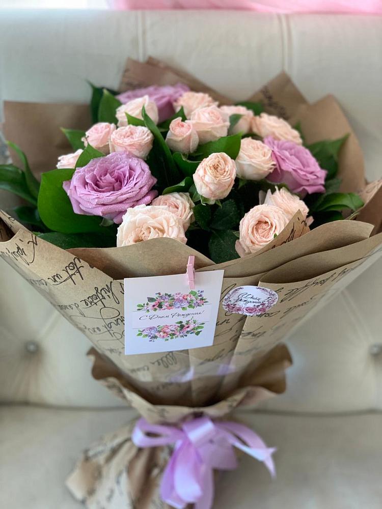 Букет цветов из: Розы в Советском Республика Дагестан