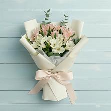 Букет цветов из:  Альстромерии в Советском Республика Дагестан
