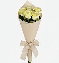 Букет цветов из:  Розы в Советском Республика Дагестан