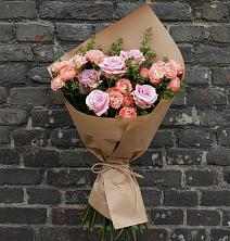 Букет цветов из:  Розы в Советском Республика Дагестан