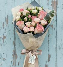 Букет цветов из:  Розы #REPLACE_PRED# Советском Республика Дагестан