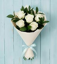 Букет цветов из:  Розы в Советском Республика Дагестан