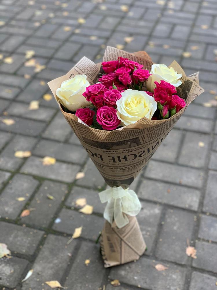 Букет цветов из: Розы в Советском Республика Дагестан