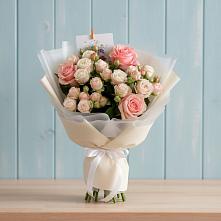 Букет цветов из:  Розы в Советском Республика Дагестан