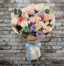 Букет цветов из:  Розы, Лизиантусы и Гвоздики #REPLACE_PRED# Советском Республика Дагестан